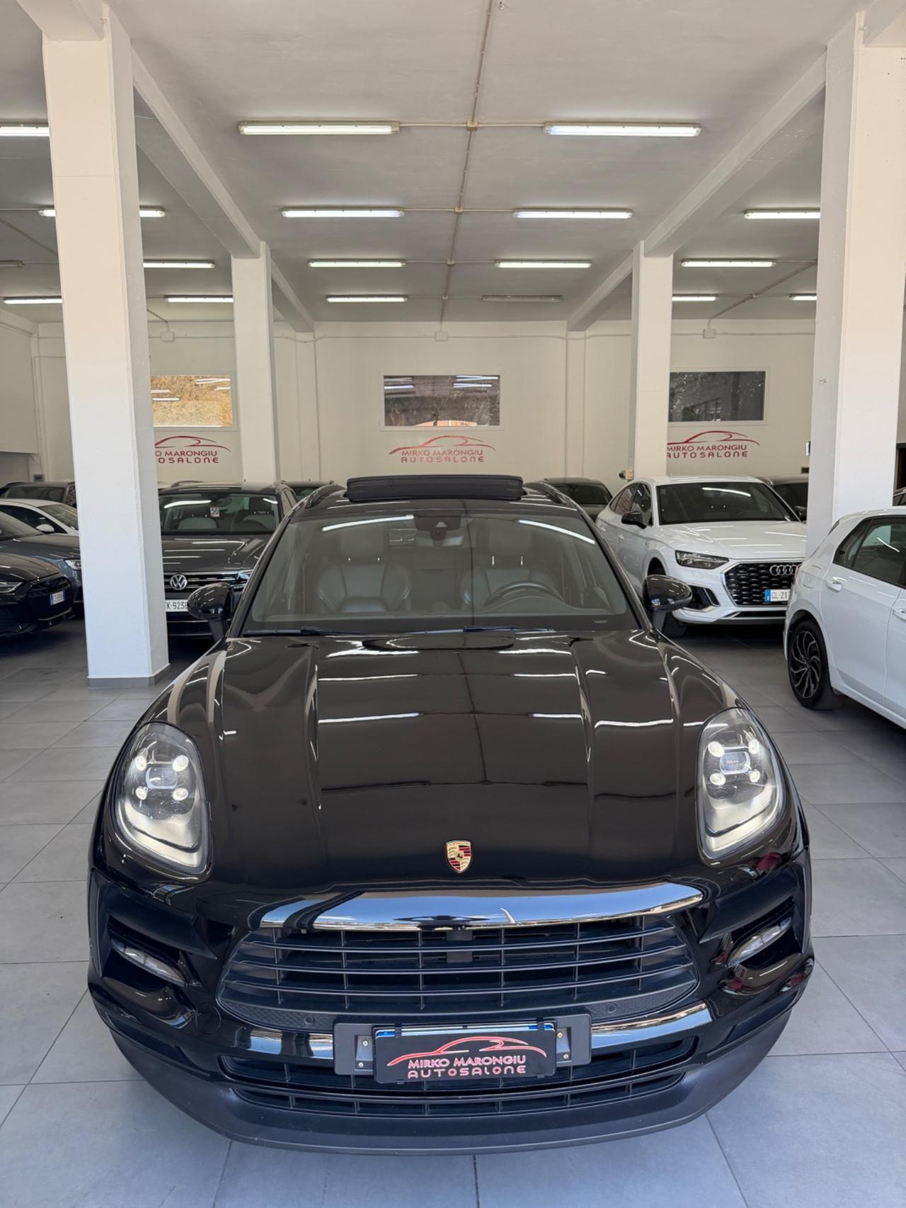 Porsche Macan 2.0 245 TETTO FULL finanziabile