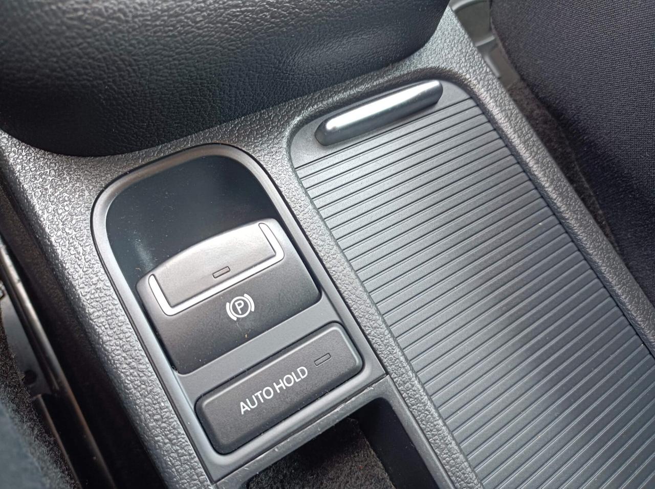 Volkswagen Tiguan 2.0 TDI Plus 140 CV Sport & Style BlueMotion Tech.