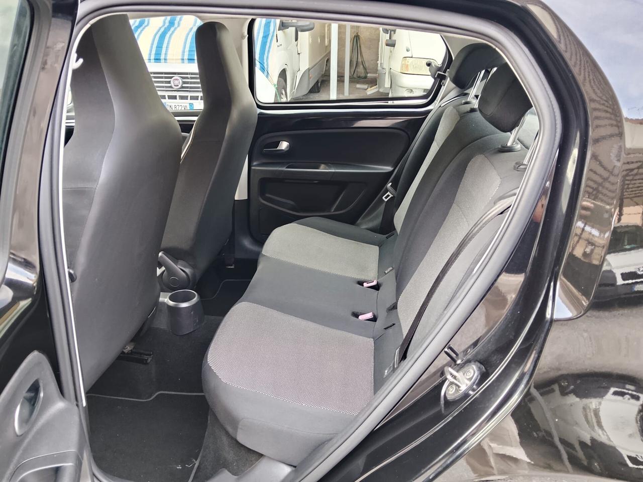 Seat Mii 1.0 5 porte Chic 10/2016 DA VETRINA