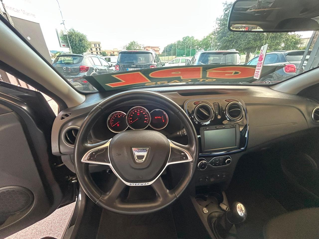 Dacia Sandero Stepway 1.0 TCe 100CV ECO-G 15th Anniversary