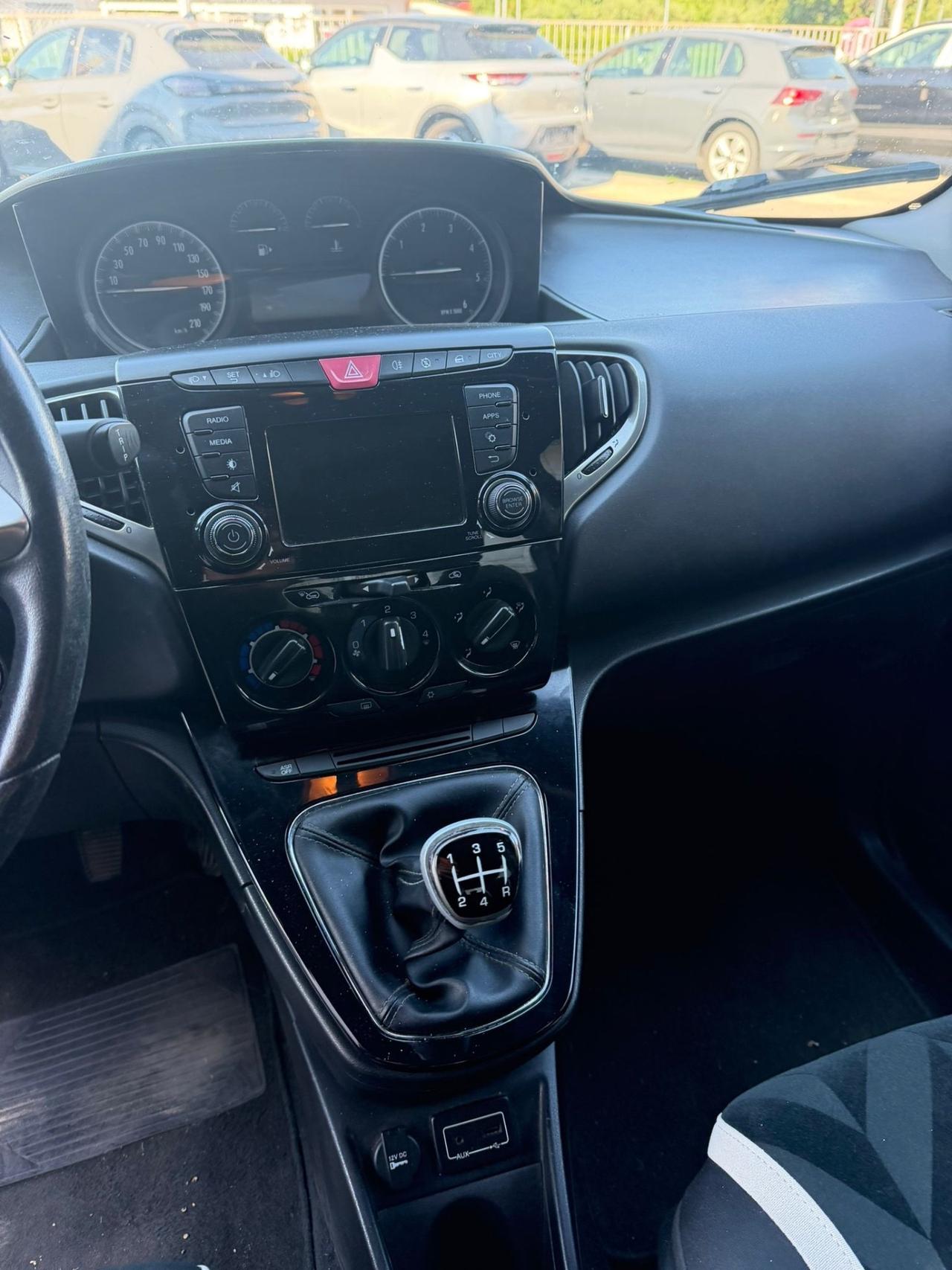Lancia Ypsilon 1.3 MJT 16V 95 CV 5 porte S&S Gold