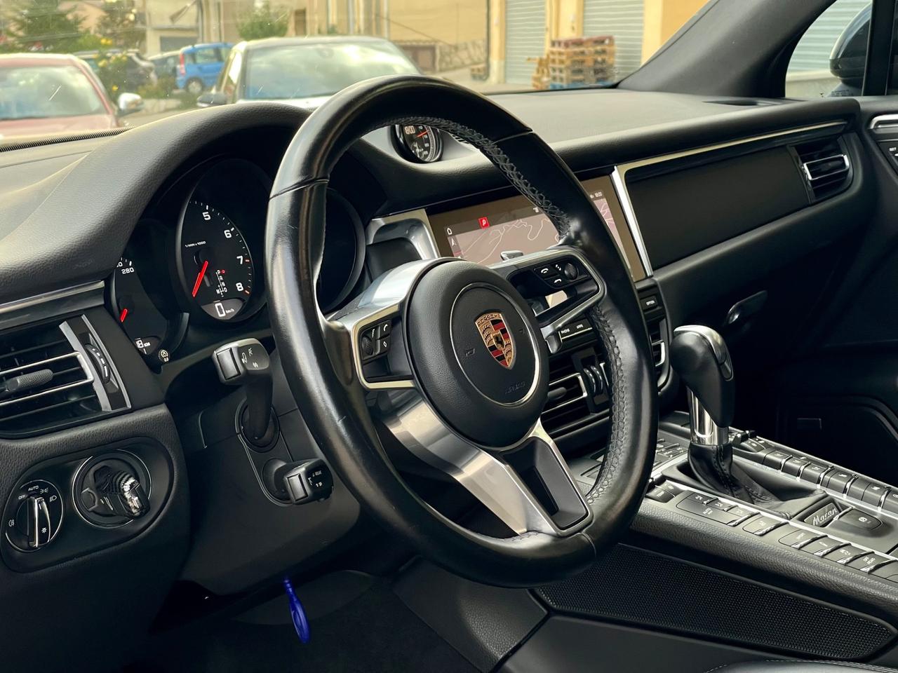 Porsche Macan 2.0 245cv TETTO/R21/CHRONO - FULL