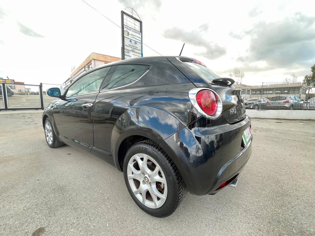 Alfa Romeo MiTo 1.3 JTDm-2 95 CV S&S Distinctive Sport Pack