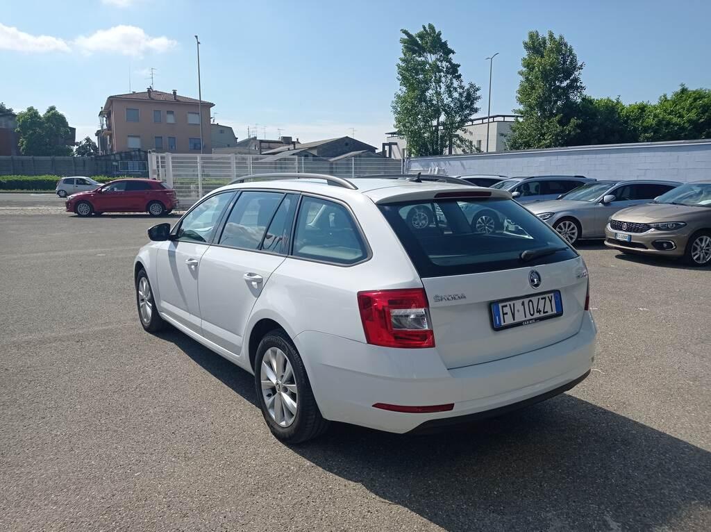 Skoda Octavia 1.6 TDI Executive DSG