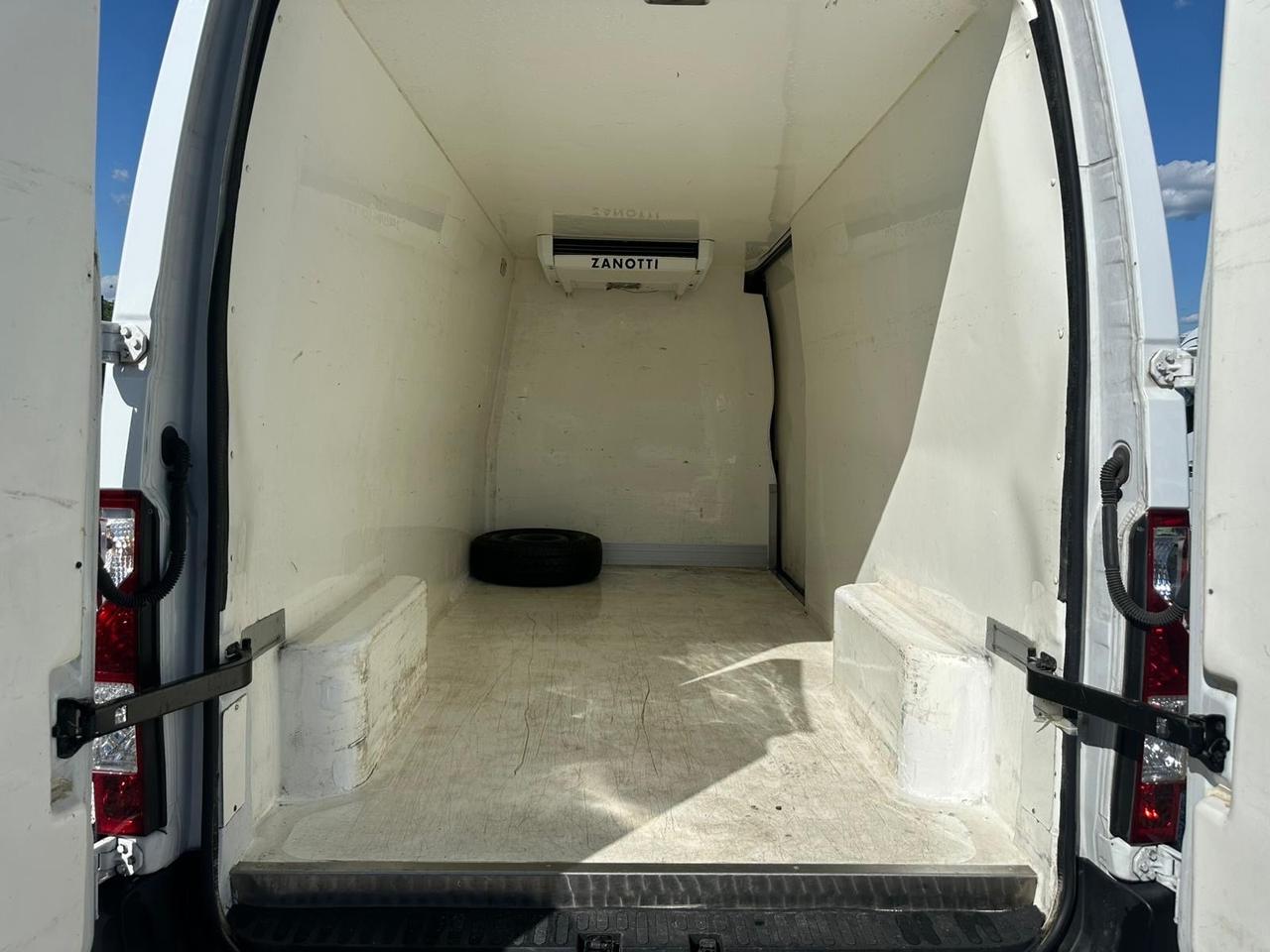Renault Master T35 2.3 dCi 130 Coibentato Iva Compresa