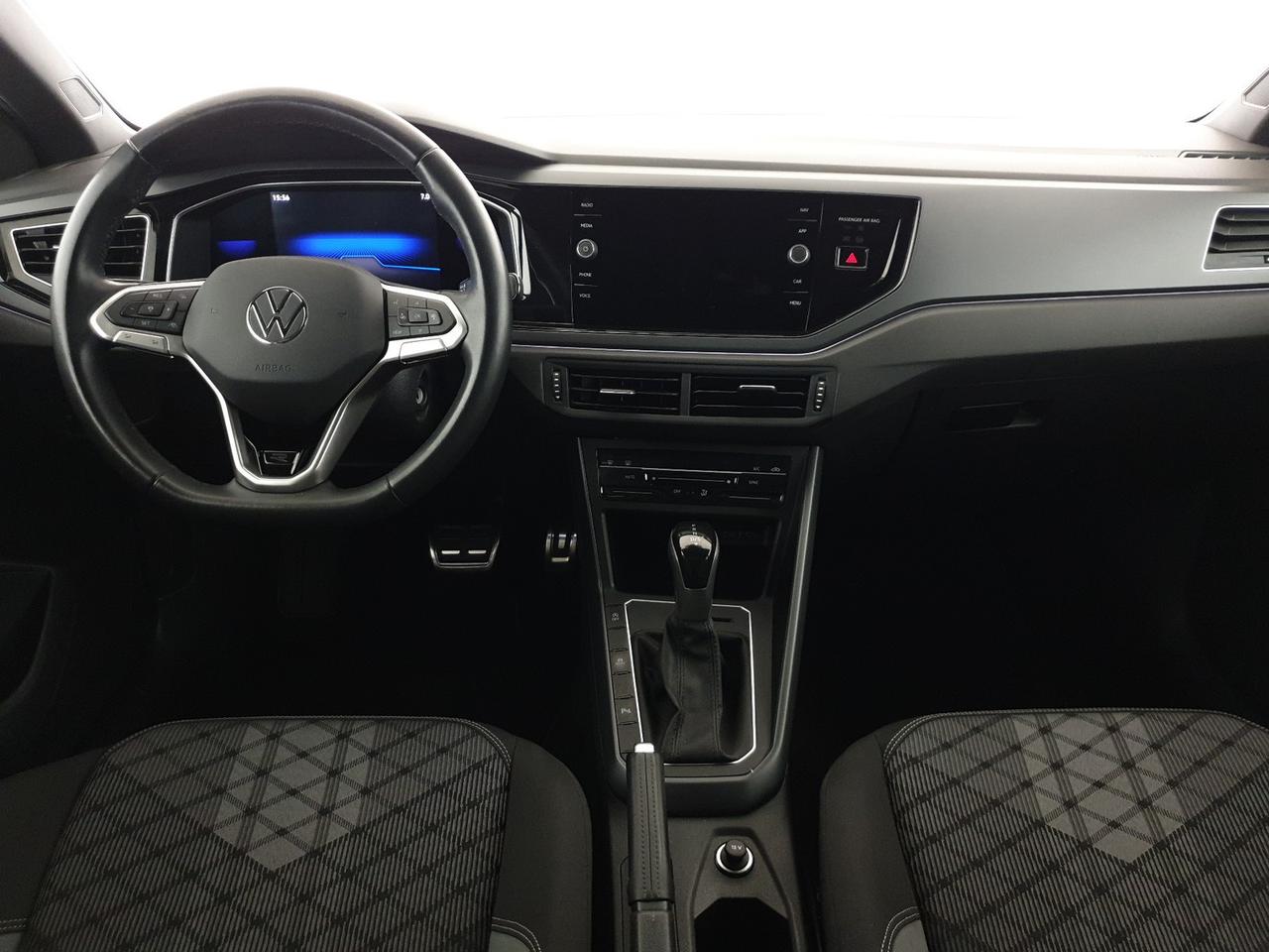 Volkswagen Polo 1.0 tsi r-line 110cv dsg