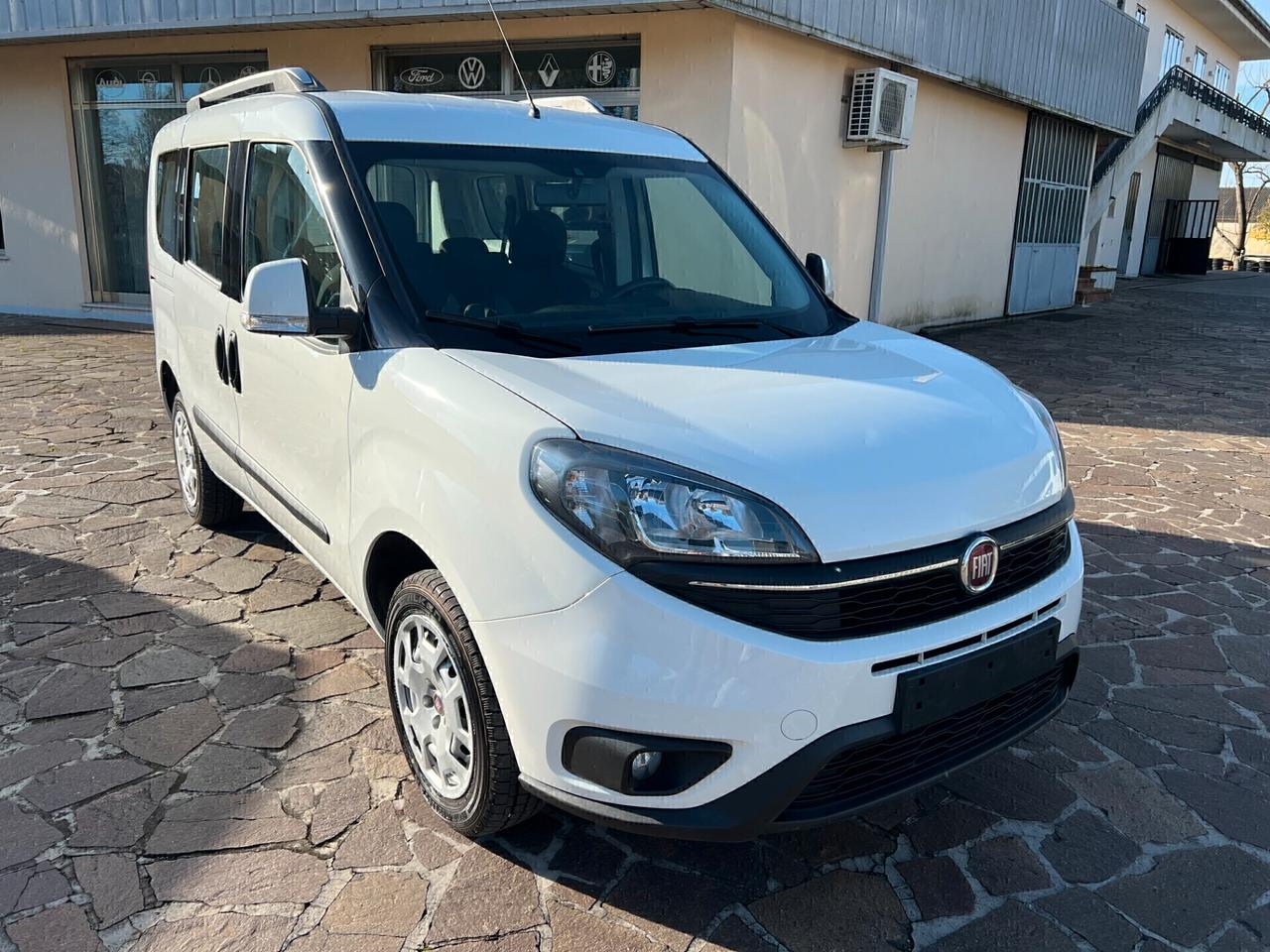 Fiat Doblo Benzina 1.4 T-Jet 16V 120 Cv Easy Autovettura