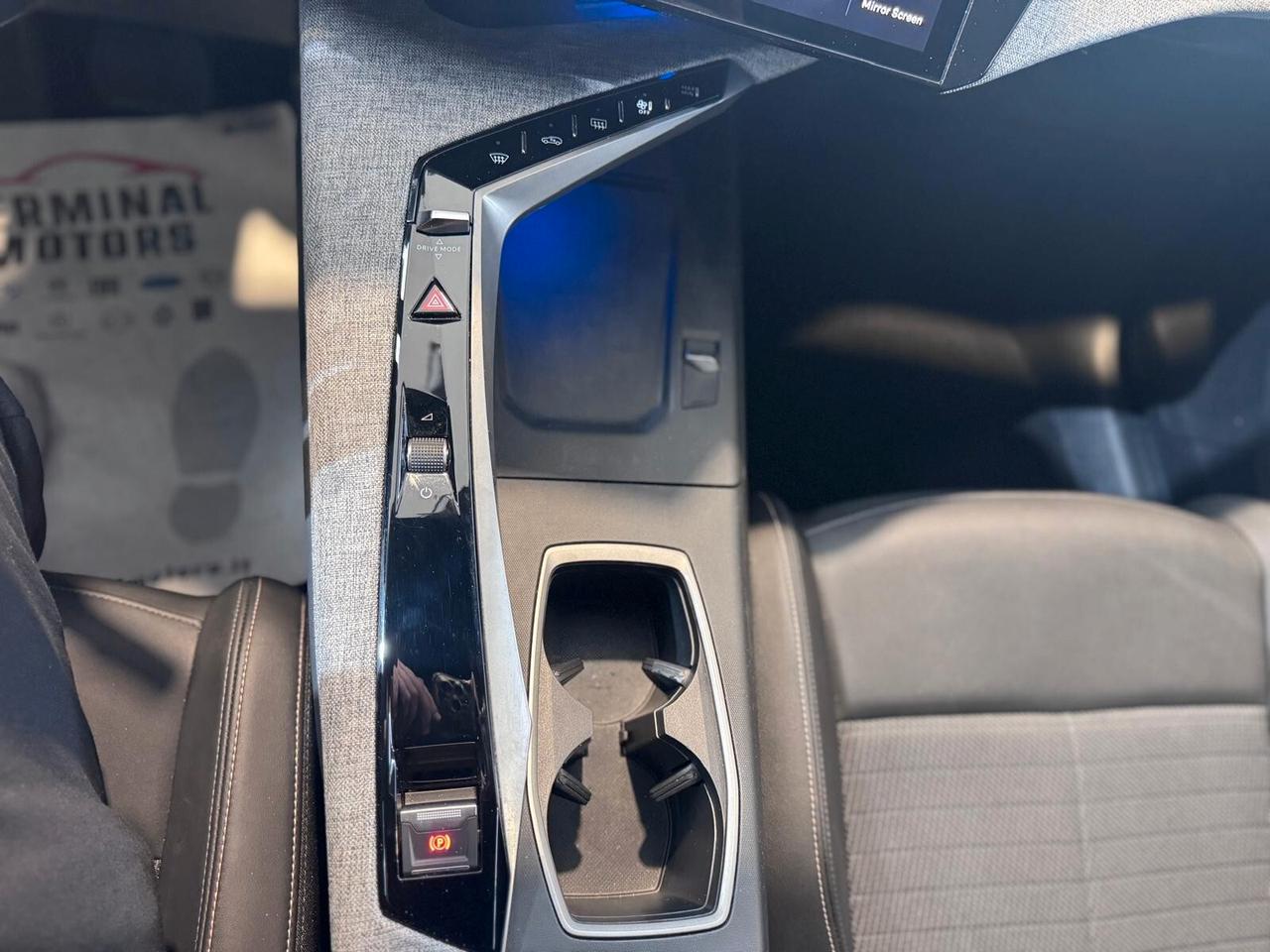 Peugeot 3008 Hybrid 136 e-DCS6 Allure