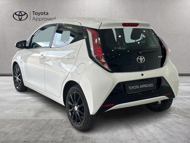 Toyota Aygo Aygo 5p 1.0 x-play my15