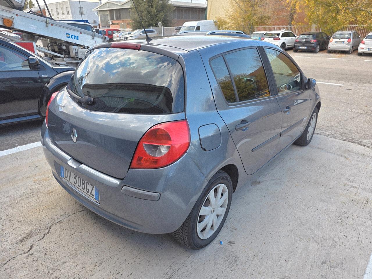 Renault Clio 1.2 16V 5 porte GPL Confort
