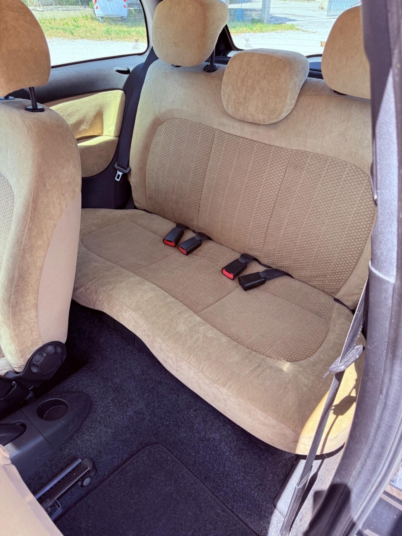 Lancia Ypsilon 1.2 benzina NEOPATENTATI uniproprietà
