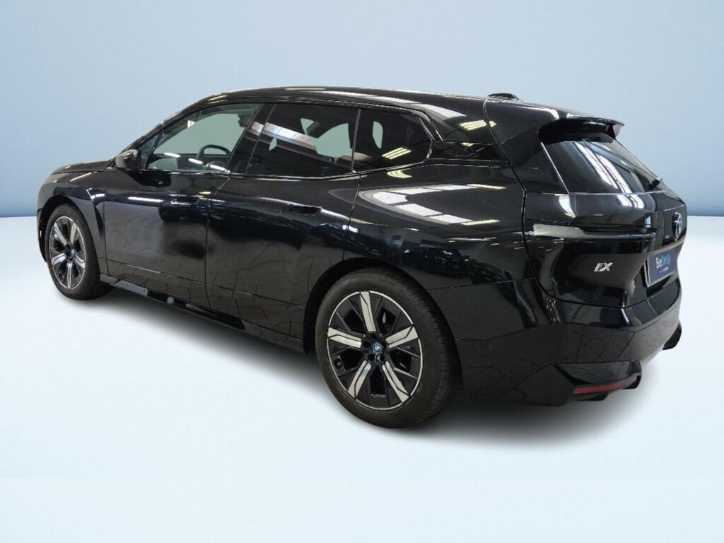 BMW iX 50 pacchetto sportivo xDrive
