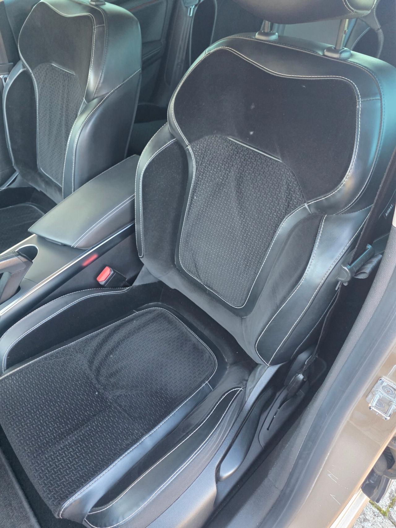 Renault Megane Mégane dCi 8V 110 CV EDC Energy GT Line