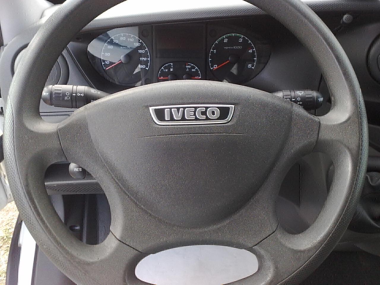 Iveco Daily 35s17 3000cc 170cv Automatico - 2014