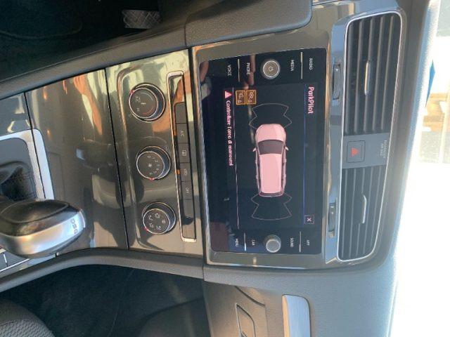 VOLKSWAGEN Golf Variant 1.6 TDI 115 CV DSG Executive BlueMotion Tech.