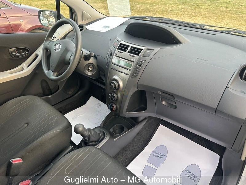 Toyota Yaris Yaris 1.0 5 porte Sol