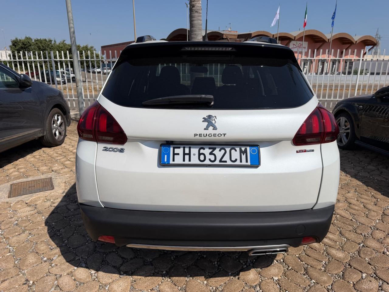 Peugeot 2008 BlueHDi 100 GT Line