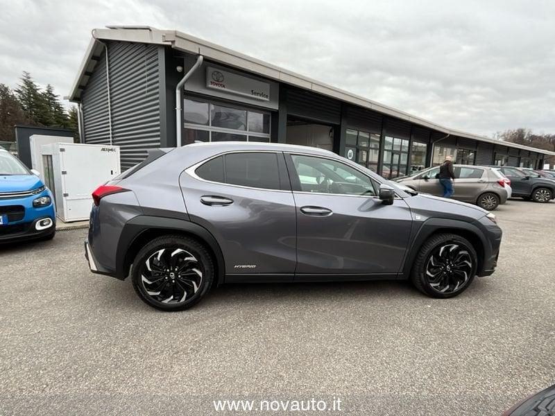 Lexus UX UX Hybrid 4WD F Sport
