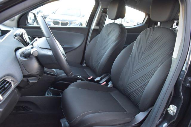 LANCIA Ypsilon 1.0 FireFly 5 porte S&S Hybrid Gold