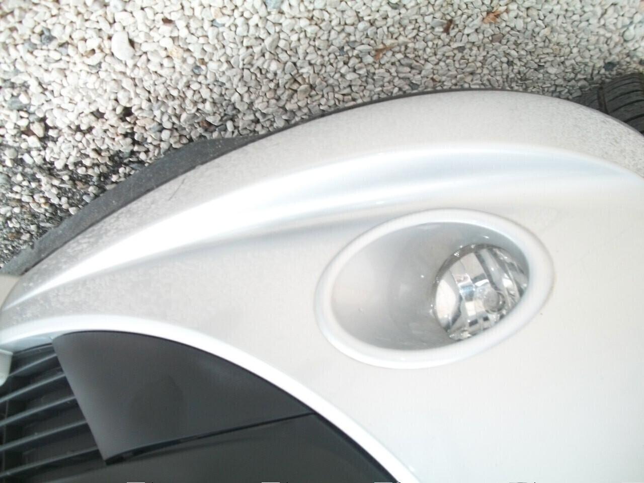 Peugeot 206 MODELLO PIU,, CC 1360 BENZINA EURO 05 SI NUOVI PATENTATI KM 119443 GARANZIA UN ANNO