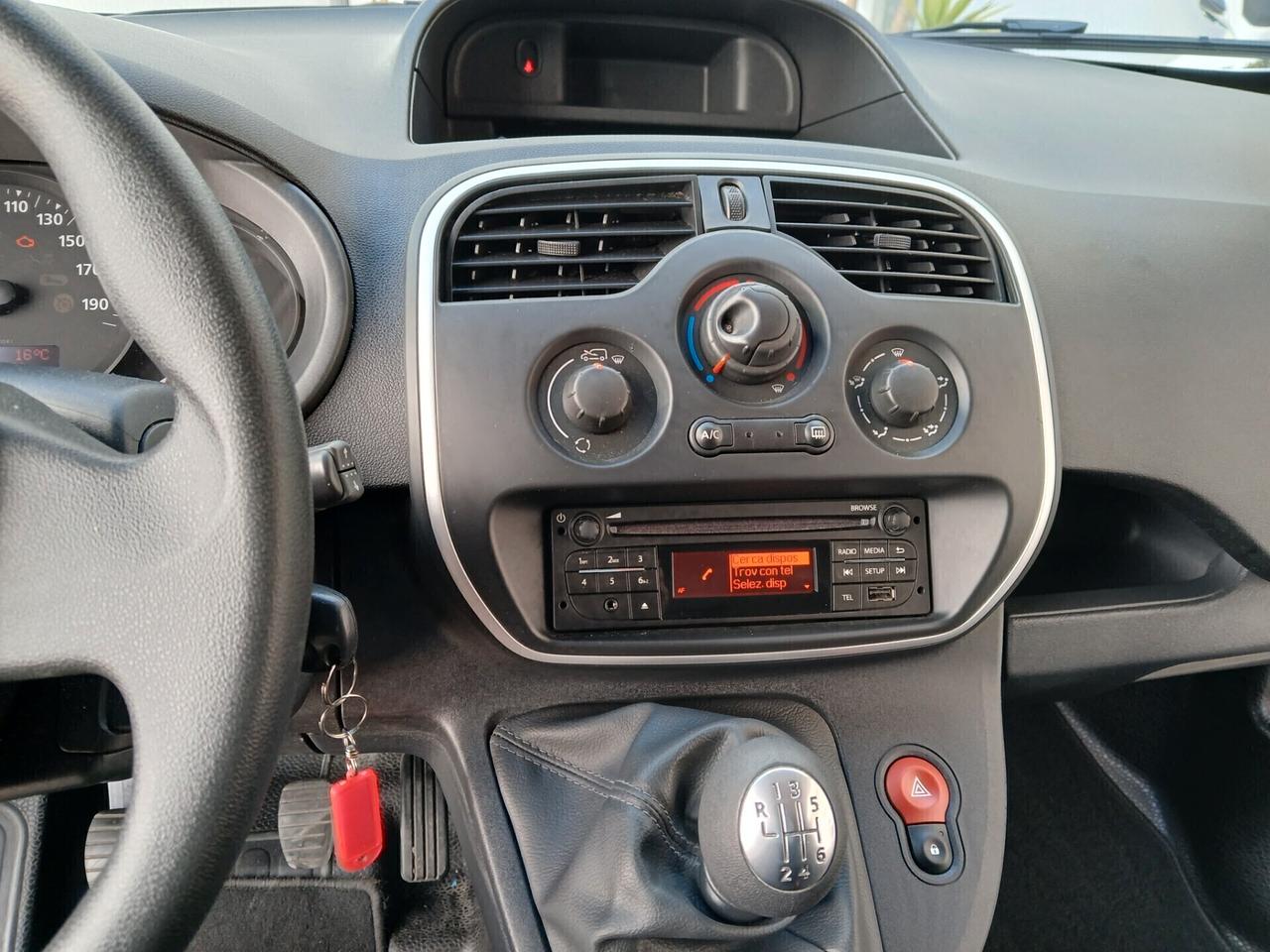 Nissan NV 250 Diesel Iva Compresa