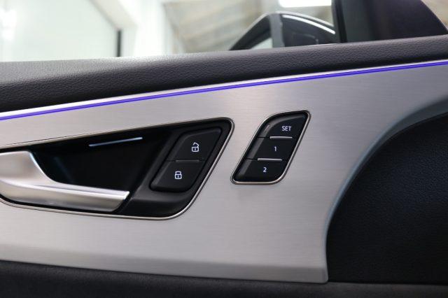 AUDI Q8 55 TFSI quattro tiptronic Sport