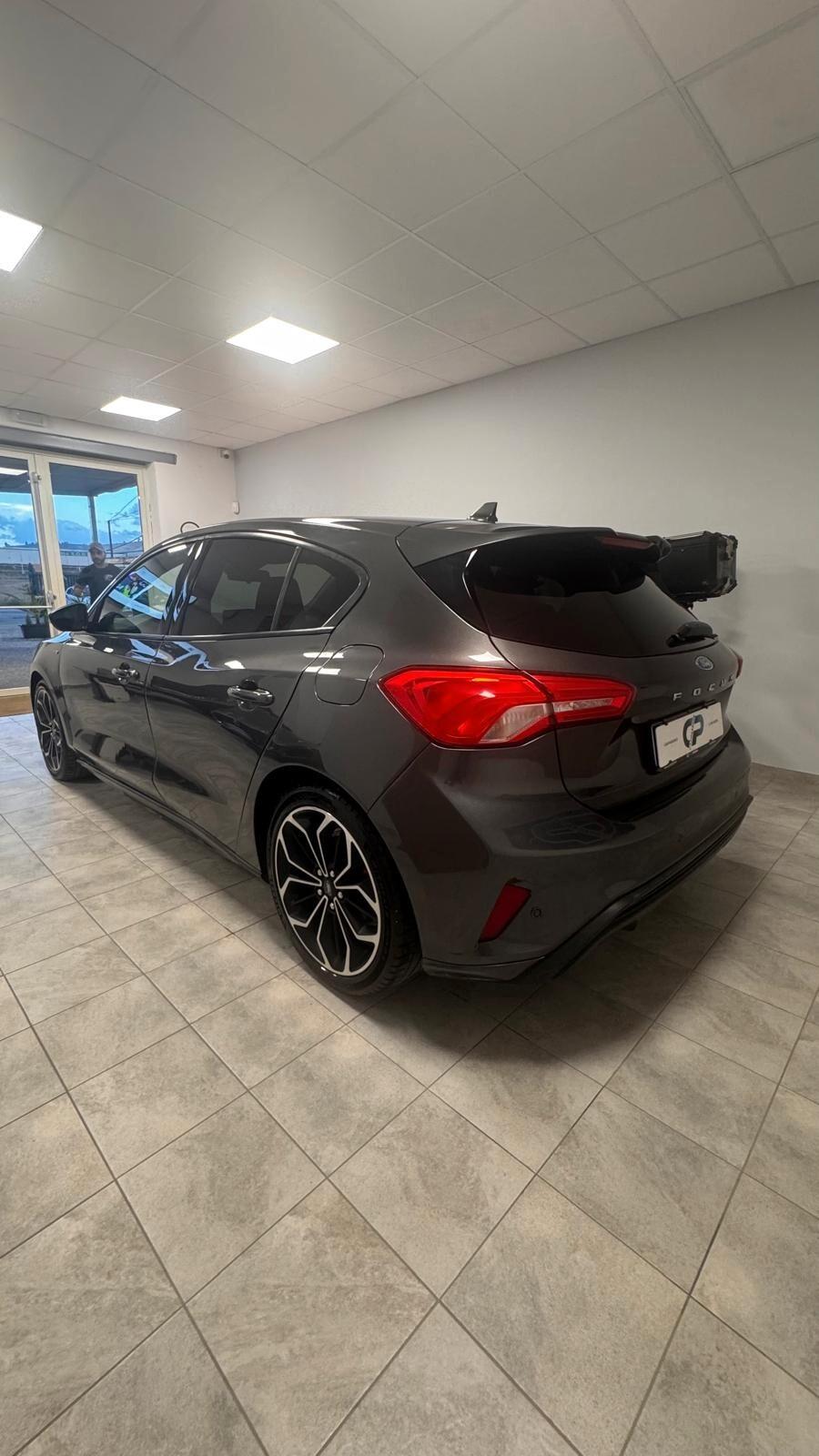 Ford Focus 1.5 TDCi 120 CV Start&Stop ST Line