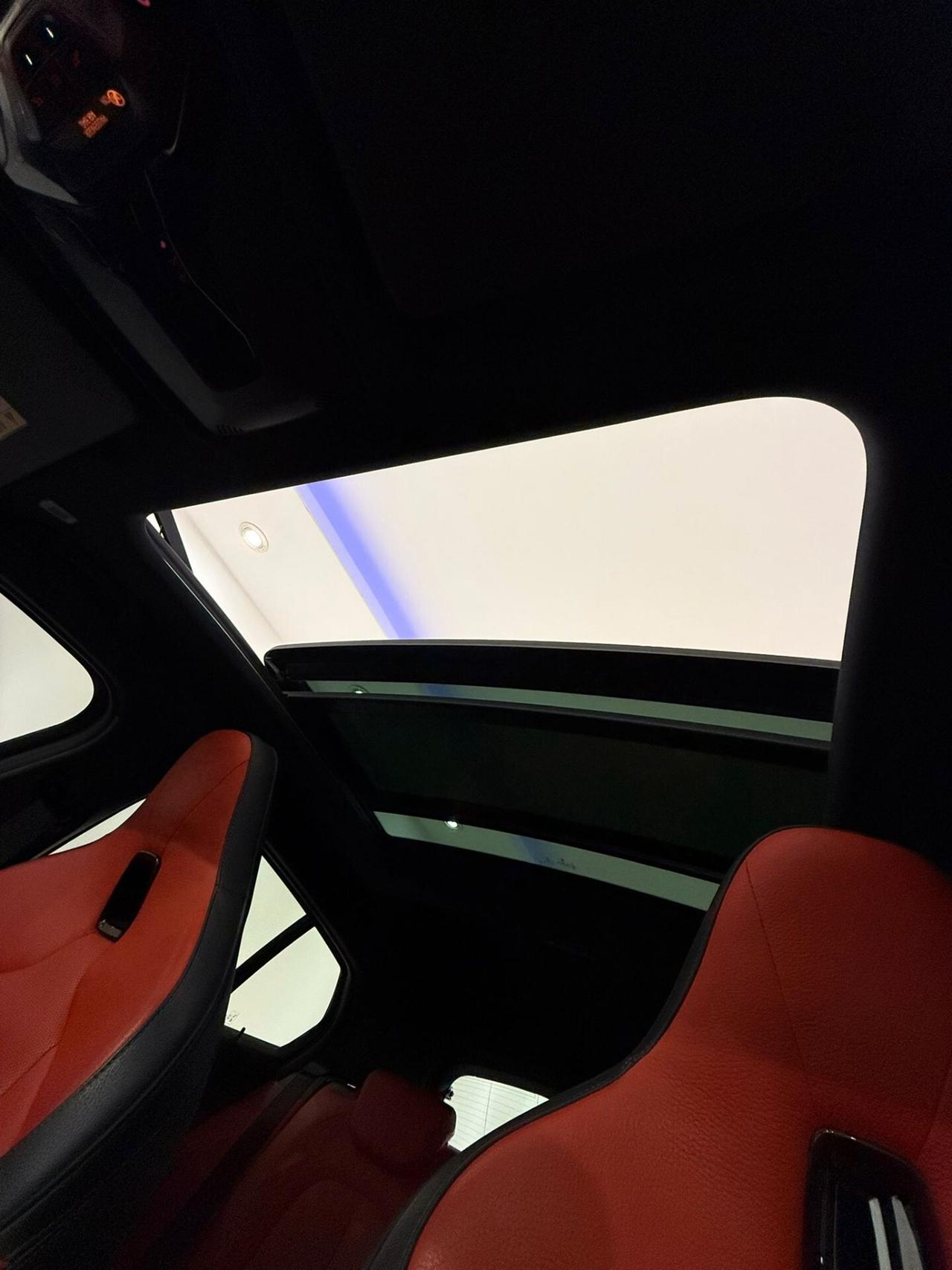 BMW 116d 5p. COLORVISION MSPORT ANNO 2022 50.000KM