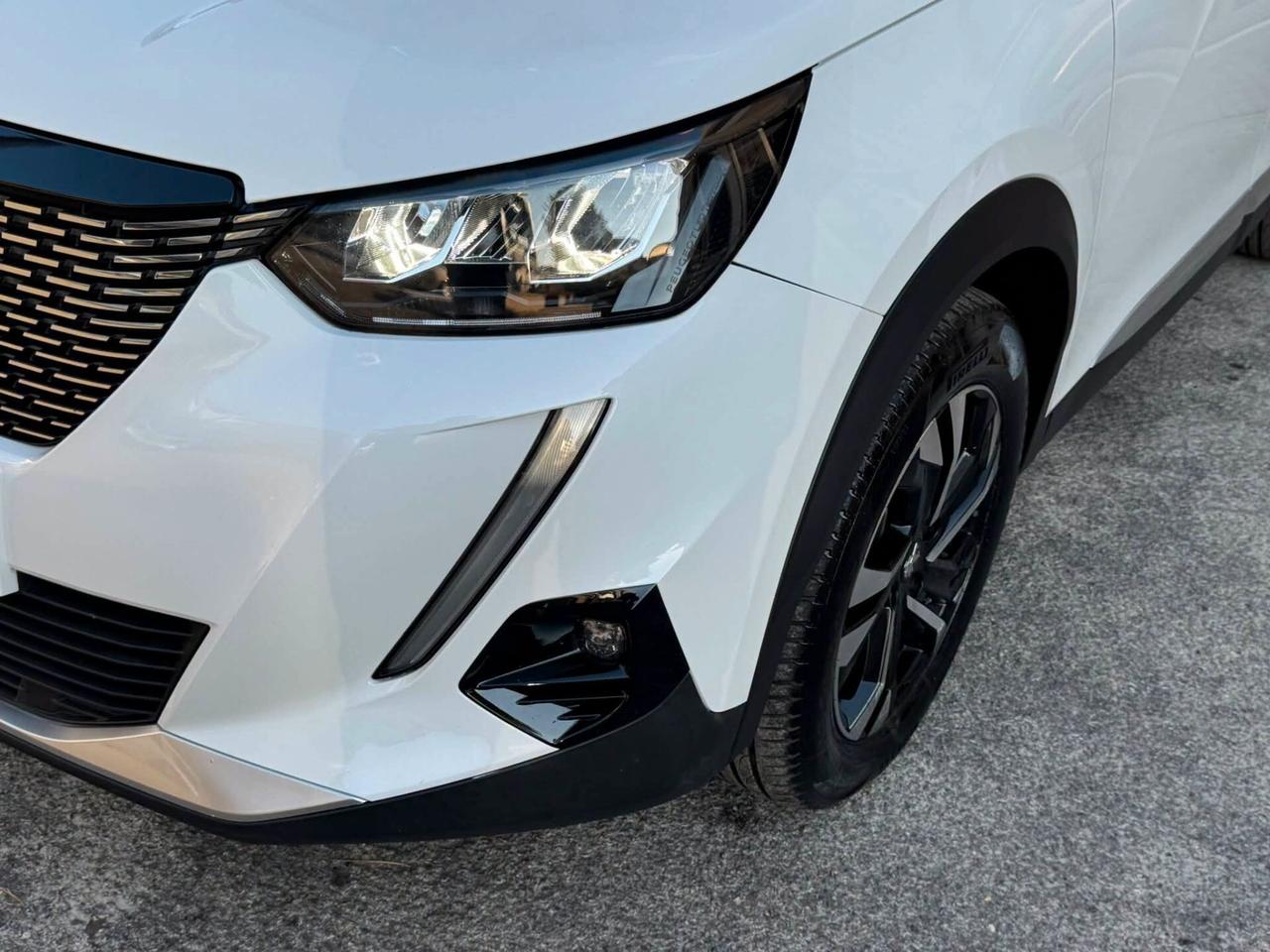 PEUGEPT 2008 1.5 HDI 110 CV. E6 ALLURE PAK PERFETTA