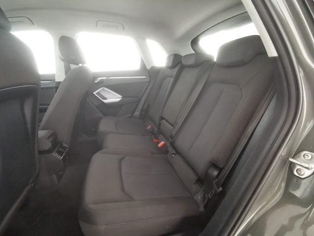 AUDI Q3 35 TDI S tronic Business