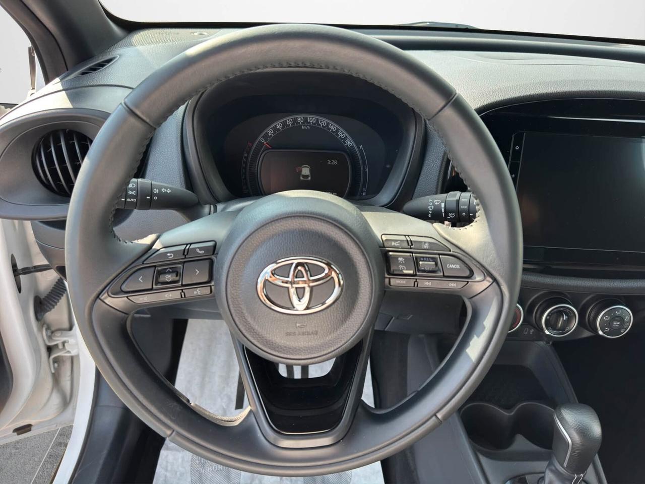Toyota Aygo X 1.0 VVT-i 72 CV 5 porte Active S-CVT