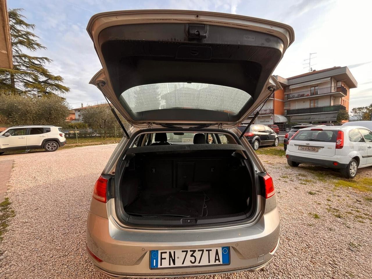 Volkswagen Golf 1.4 TGI DSG 5p. Executive BlueMotion