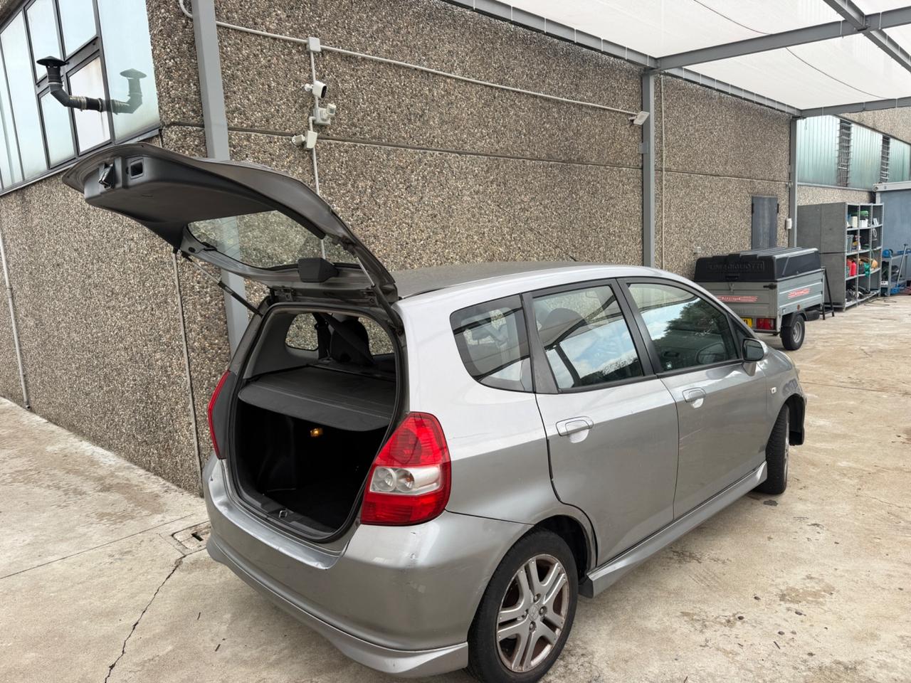 HONDA JAZZ 1.4 BENZINA EURO4 NEOPATENTATI