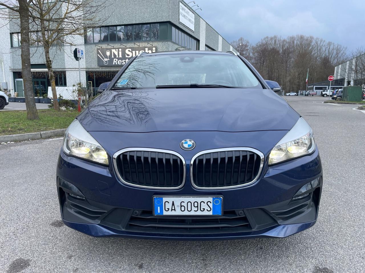 Bmw 216 218d Active Tourer*Neopatentati*Tetto*Navi*