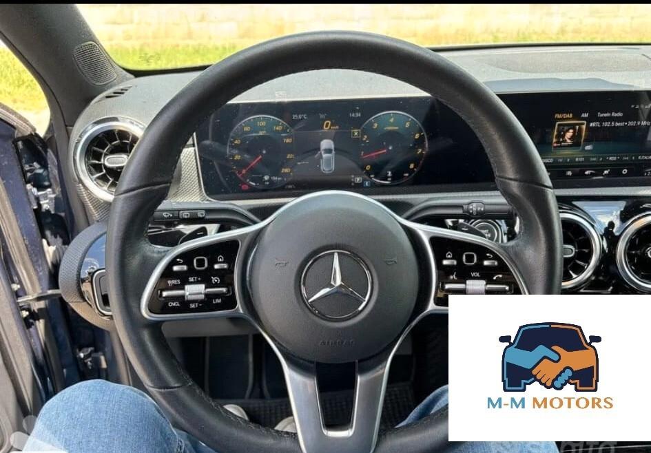 Mercedes A 180 Premium UNICO PROPRIETARIO
