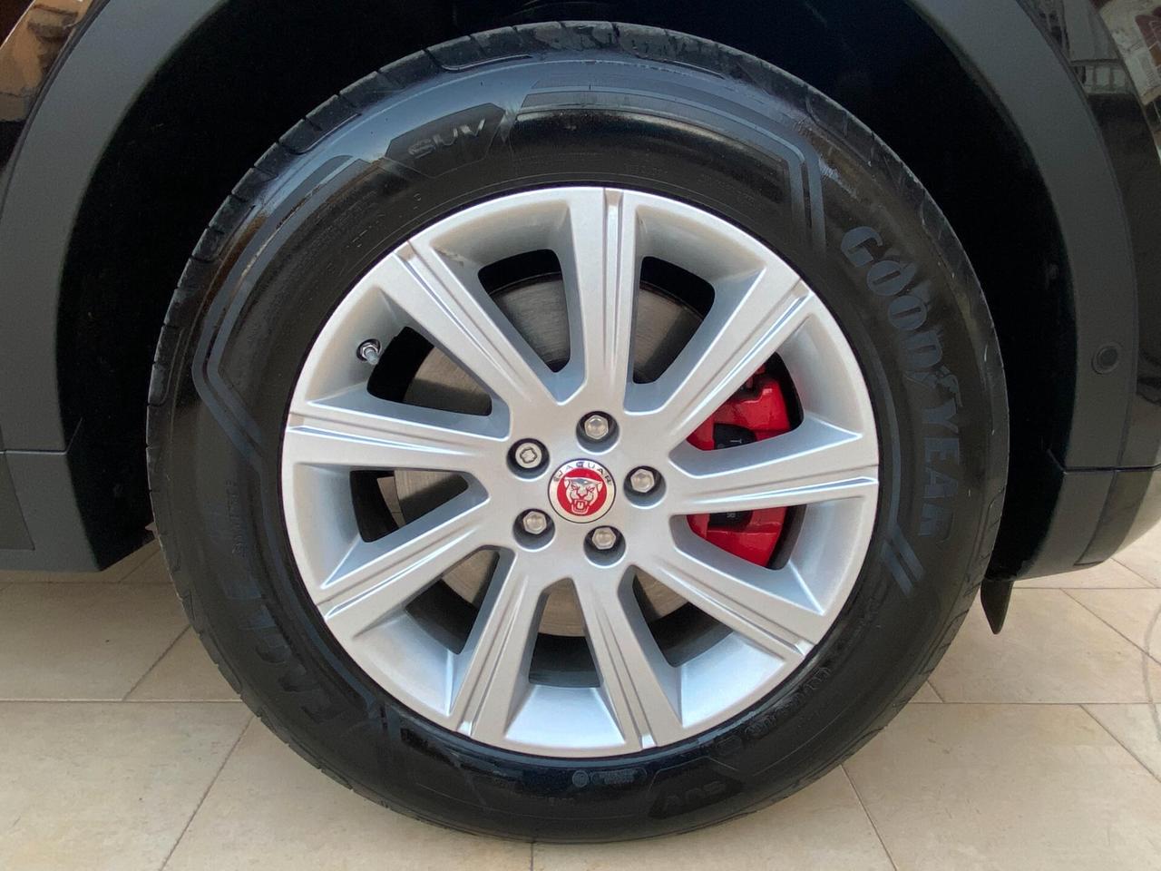 Jaguar E-Pace 2.0D 180 CV AWD R-Dynamic