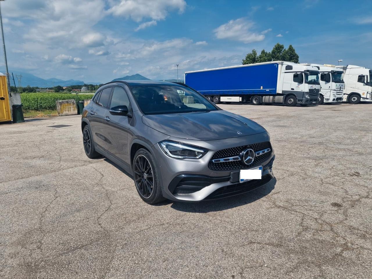 Mercedes-benz GLA 200d Automatic Premium Plus Tetto