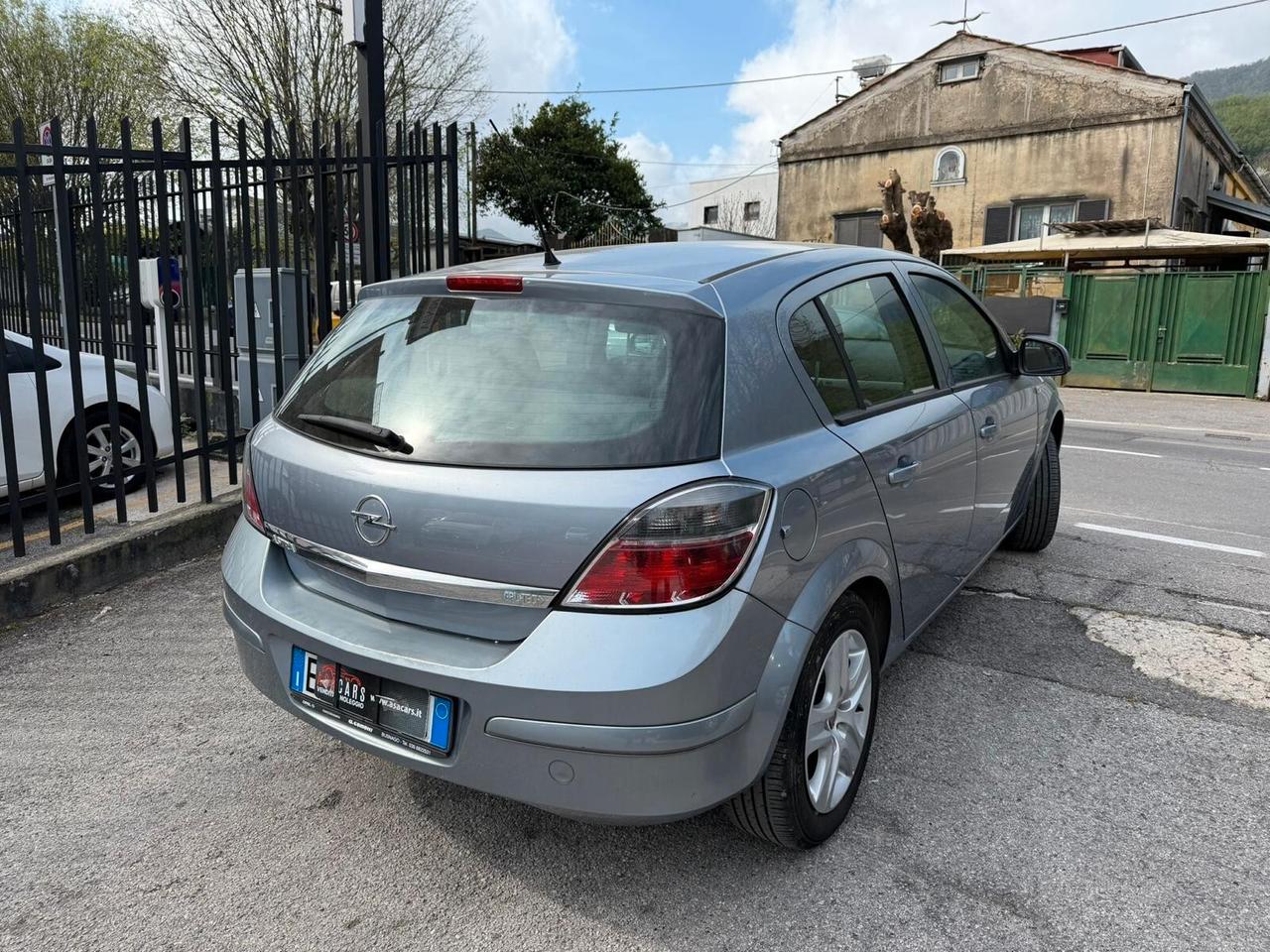 Opel Astra 1.4 Turbo 140CV 5 porte Cosmo