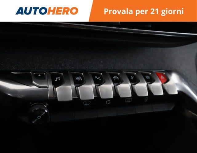 PEUGEOT 3008 Hybrid 225 e-EAT8 Allure Pack