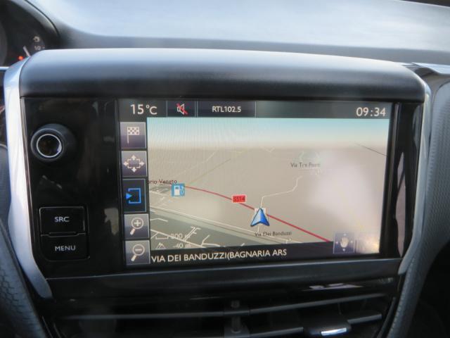 Peugeot 2008 ALLURE PureTech Turbo 110 mt 57000 KM