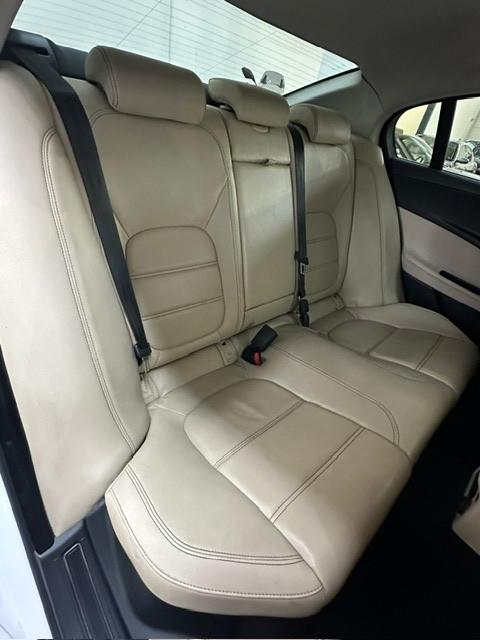 Jaguar XE 2.0 D 180 CV AWD aut. R-Sport