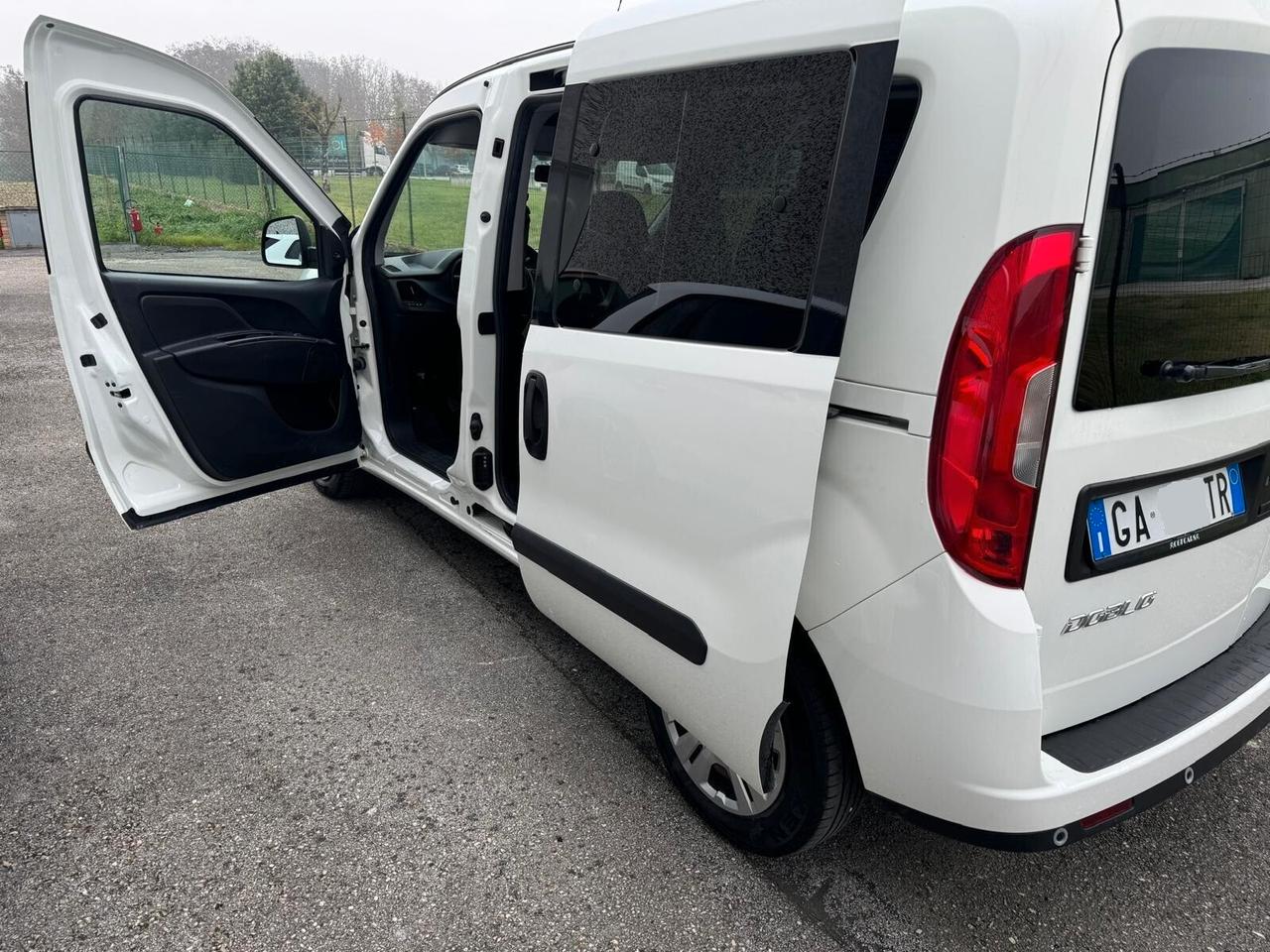 Fiat Doblo Doblò 1.6 MJT 105CV S&S 5posti Combi N1 Lounge AUTOCARRO