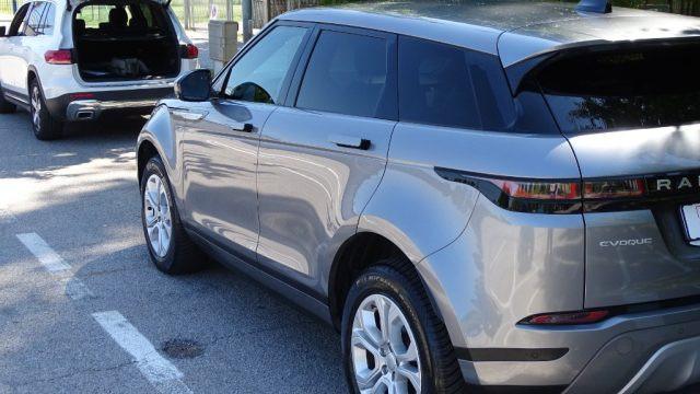 LAND ROVER Range Rover Evoque 2.0D I4-L.Flw 150 CV AWD Auto R-Dynamic S