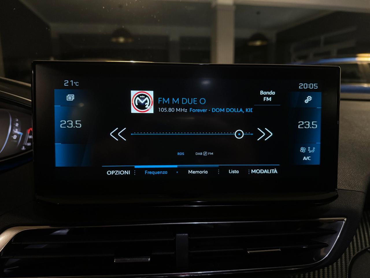 PEUGEOT 5008 1.5 BLUEHDI 130CV EAT8 7 POSTI ALLURE 2023