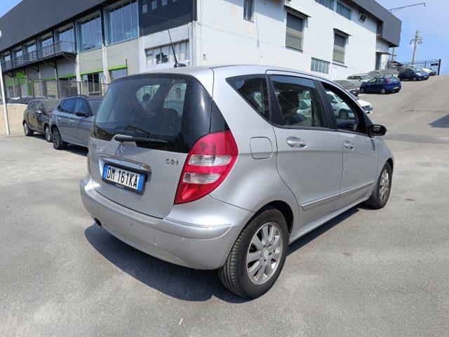 MERCEDES-BENZ CLA sse A (W/C169) A 180 CDI Elegance