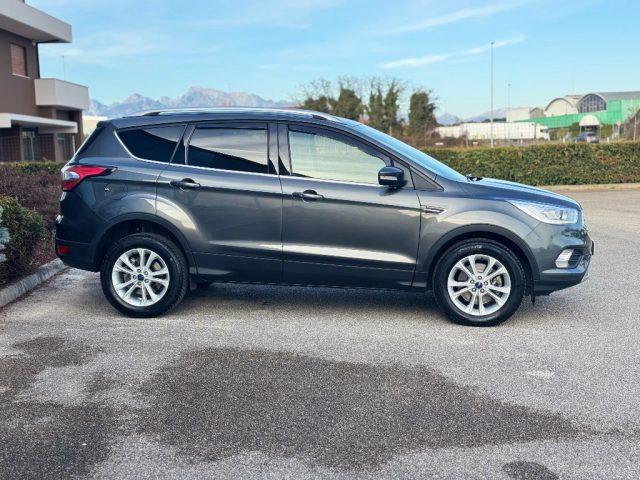 FORD Kuga 1.5 TDCI 120 CV S&S AUTOM TITANIUM *FORD SERVICE*