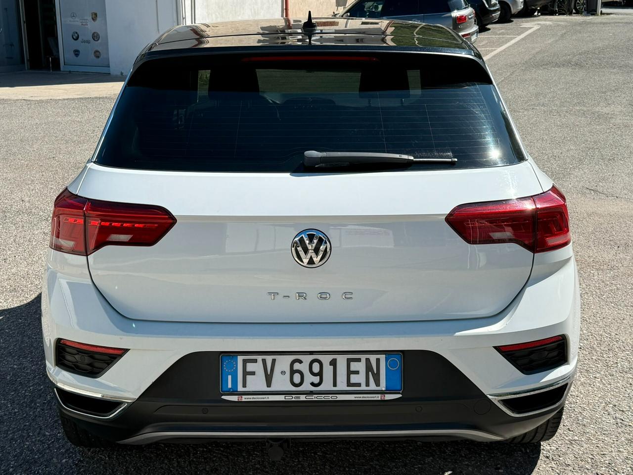 Volkswagen T-Roc 1.0 TSI 115 CV StBlueMotion Gancio di Traino