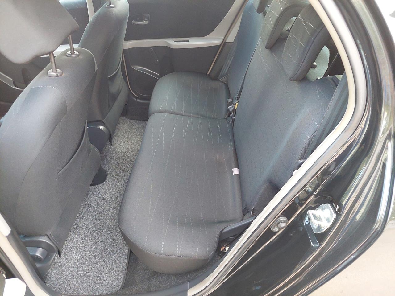 Toyota Yaris 1.4 D-4D 5 porte Sol PERFETTA