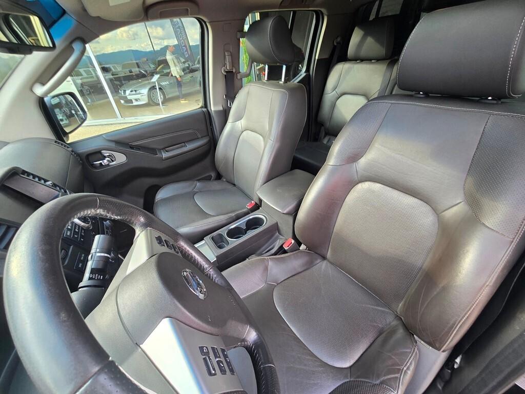 Nissan Navara 3.0 V6 DCI 231CV "LE" DA VETRINA!