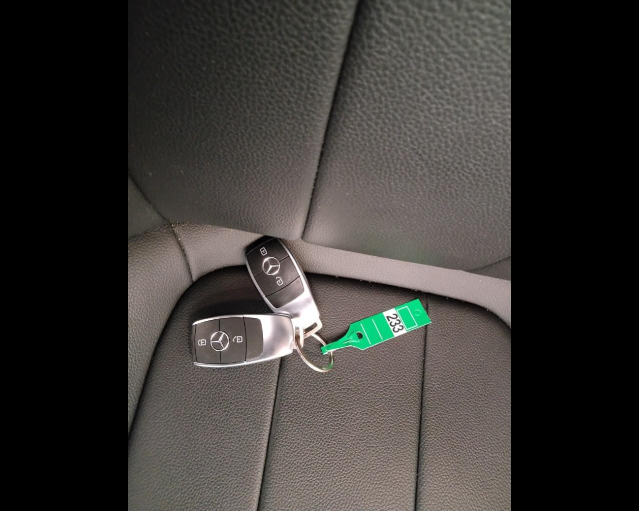 Mercedes-Benz GLB - X247 2019 - GLB 200 d Sport Plus auto